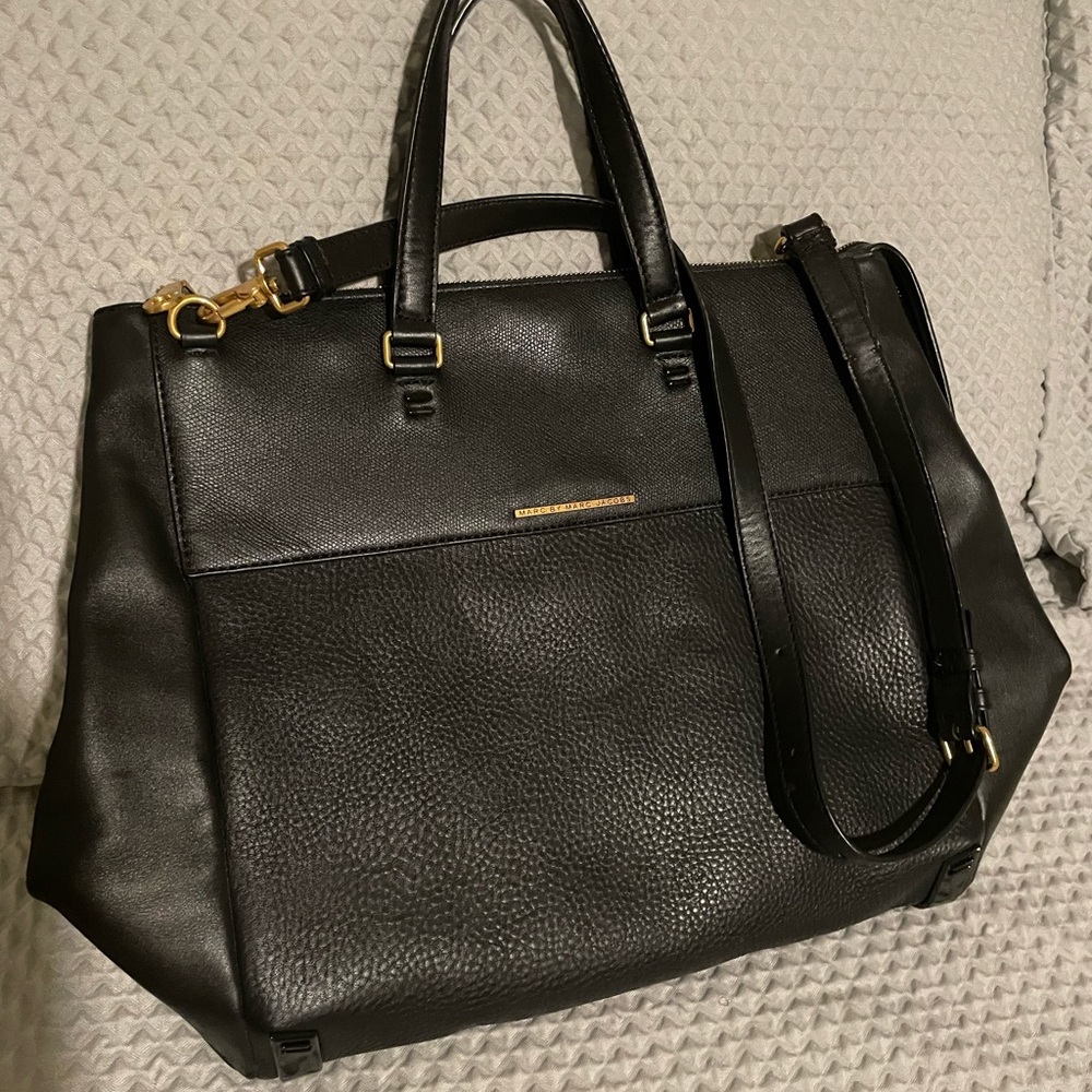 Oversized Marc Jacobs tote. Black with gold detail. Barely used.